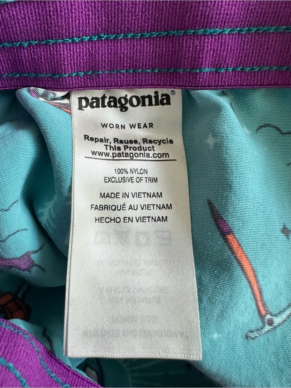 PATAGONIA Women’s Baggies Shorts 5” Mountain Climbing Road Trip Surf Novelty M - Picture 11 of 12